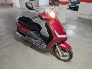 Peugeot Vivacity 49cc 2011