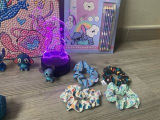 Stitch lámpara led, paraguas, muñecos, manualidad