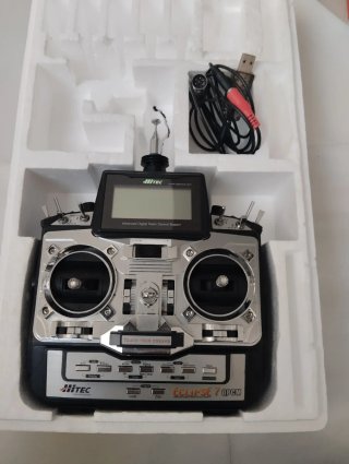 Emisora Hitec Eclipse 7 OPCM Con tres receptores