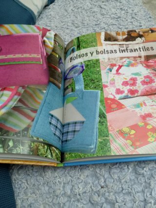 Libros infantil de costura