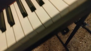 Piano Digital Roland EP-75 + Pack
