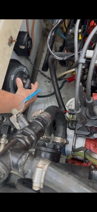 Mecánico de motos de agua y embarcaciones náuticas