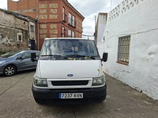 Ford E-Transit 2005
