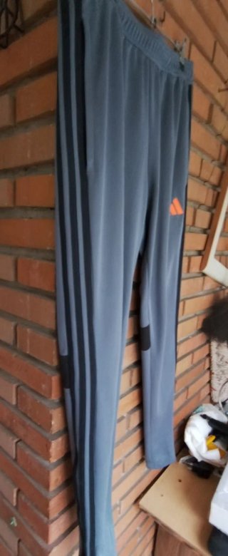 Pantalón deportivo Adidas hombre gris naranja