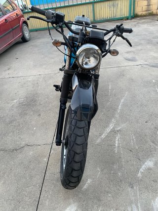 Hyosung Karion RT 125 Enduro Moto