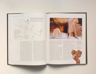 Atenas. Petra. Arqueología.