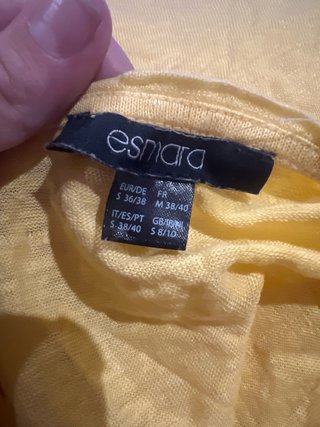Camiseta sin mangas amarilla