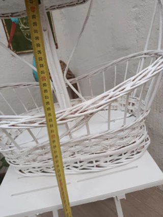 Cesta de mimbre blanca de 2 niveles