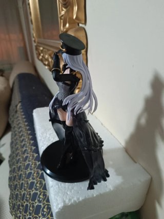 Figura anime 23cm adornos coleccionistas.