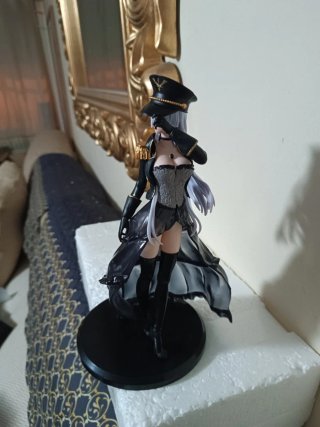 Figura anime 23cm adornos coleccionistas.