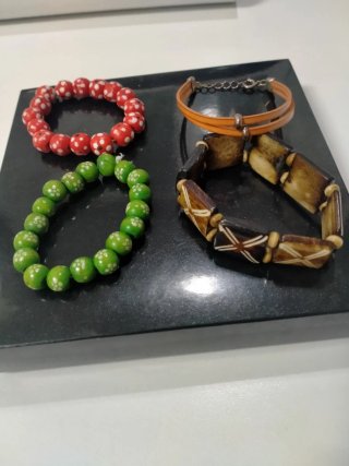 Pulseras bisutería