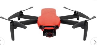 Dron Autel Naranja y Negro