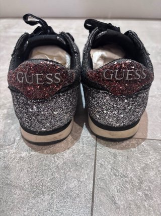 Zapatillas Guess Brillantes Talla 40