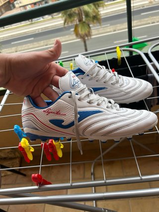 Botines de fútbol 11 semi nuevos