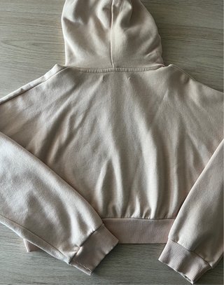 Sudadera cropped beige/rosa