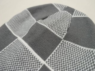 Gorro Louis Vuitton Gris y Blanco