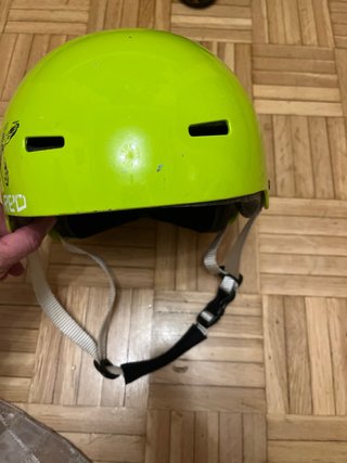 Casco de bici infantil color verde lima