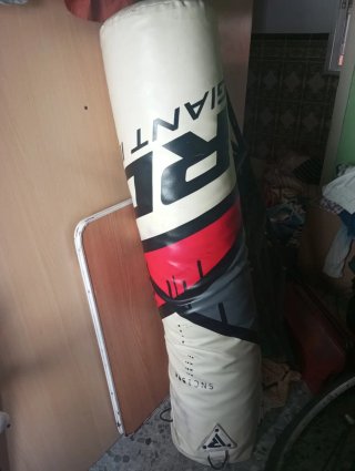 Saco de boxeo largo