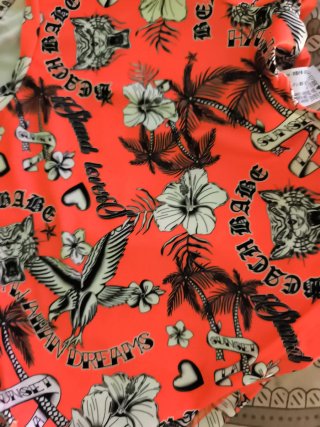 Top Bershka estampado tropical - InK  **NUEVO**
