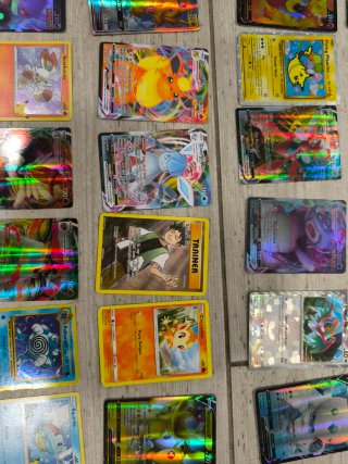 Colección Pokémon lote premium Charizard Pikachu V