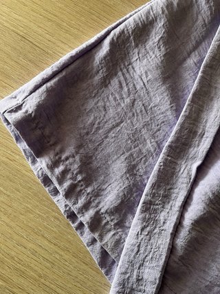 Pantalón holgado lila veraniego