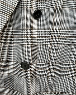 Americana cruzada gris