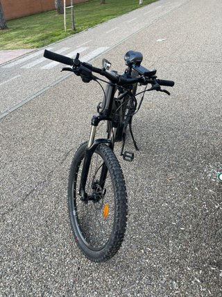 Bicicleta Eléctrica Negra