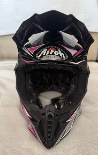 Casco Moto/Enduro Rosa y Negro Airoh