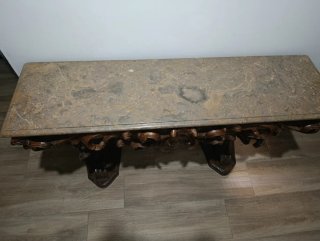 Recibidor antiguo tallado madera y mármol