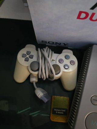 Ps1 con mando y Memory Card