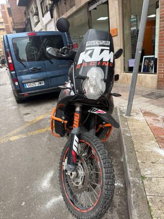 KTM 990 Adventure 2008 Negra y Naranja