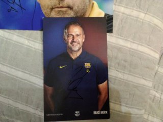 Foto y postal firmada Hansi Flick