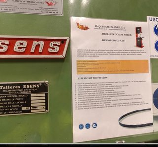 SIERRA VERTICAL ESENS 700 Carpinteria