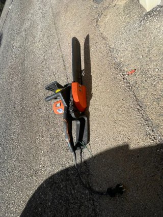 Motosierra HUSQVARNA 1800W Eléctrica