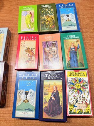 Lote 15 Barajas Tarot y Oráculos