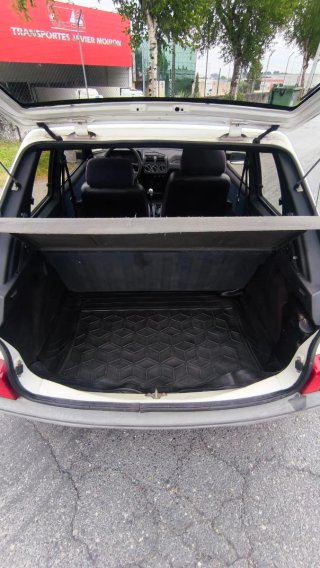 Peugeot 205 1994