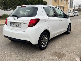 Toyota Yaris 2015