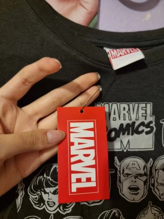 Camiseta Marvel Comics