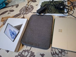 Microsoft Surface Pro 9 con tastiera
