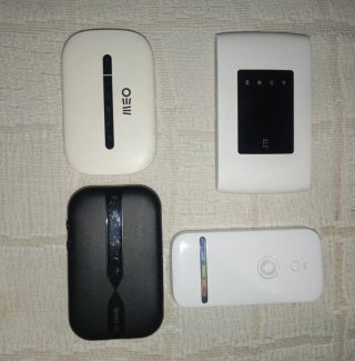 D-Link DWR-932 4G LTE Mi-Fi Router Móvil