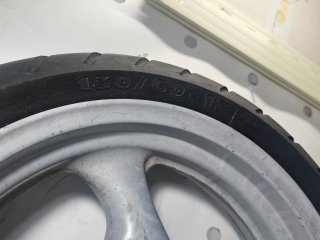 Neumático Michelin 130/60-13