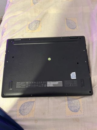 Ordenador Acer Negro con Cargador