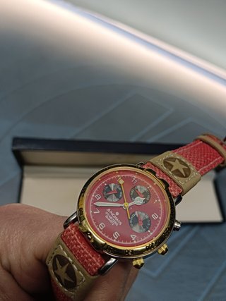 Reloj de pulsera cronógrafo Junghans. Nuevo.