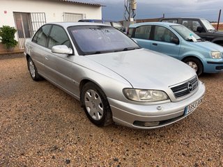 Opel Omega 2001