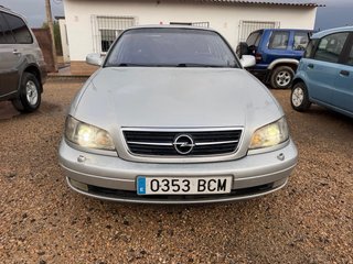 Opel Omega 2001