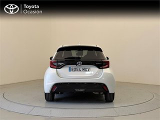 TOYOTA Yaris 5 Puertas Style 120H Automático (e-CVT)