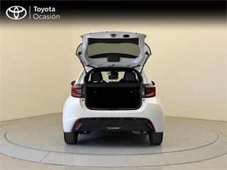 TOYOTA Yaris 5 Puertas Style 120H Automático (e-CVT)