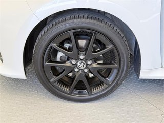 TOYOTA Yaris 5 Puertas Style 120H Automático (e-CVT)