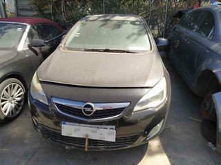 Opel 13293619 faro antiniebla der astra j 1340675