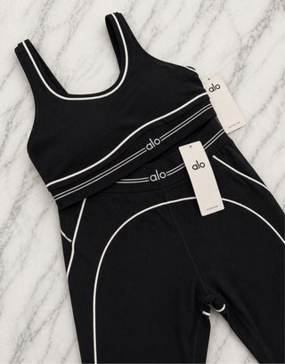 Completo Alo Yoga Nero XS Nuovo